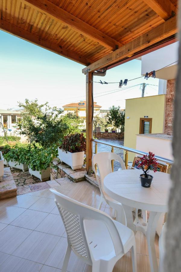 Guest House Gerard Ksamil Exterior foto